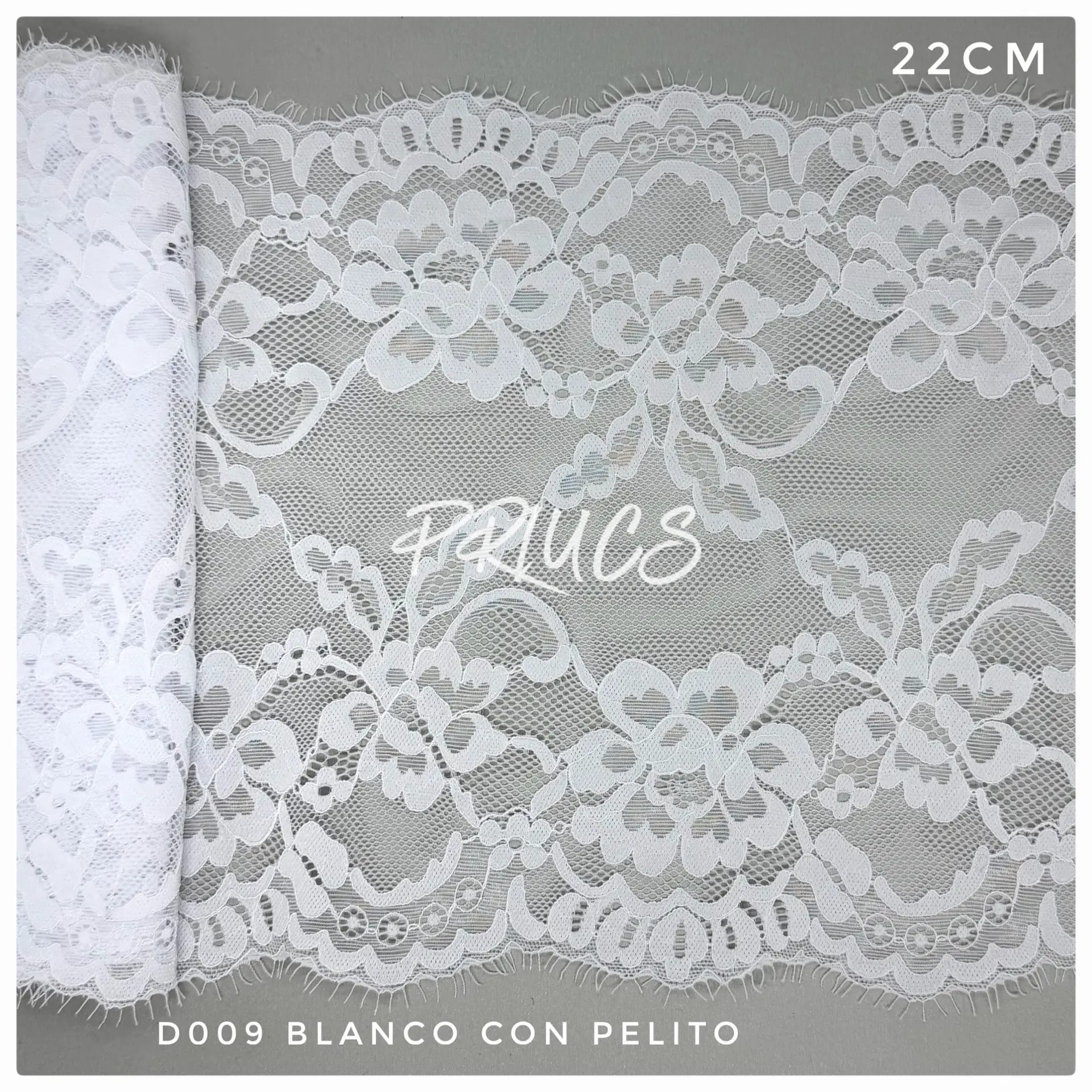 Puntilla ancha D009 color Blanco con pelito